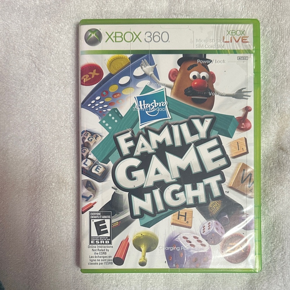 Hasbro Family Game Night for Xbox 360 - Green Case
